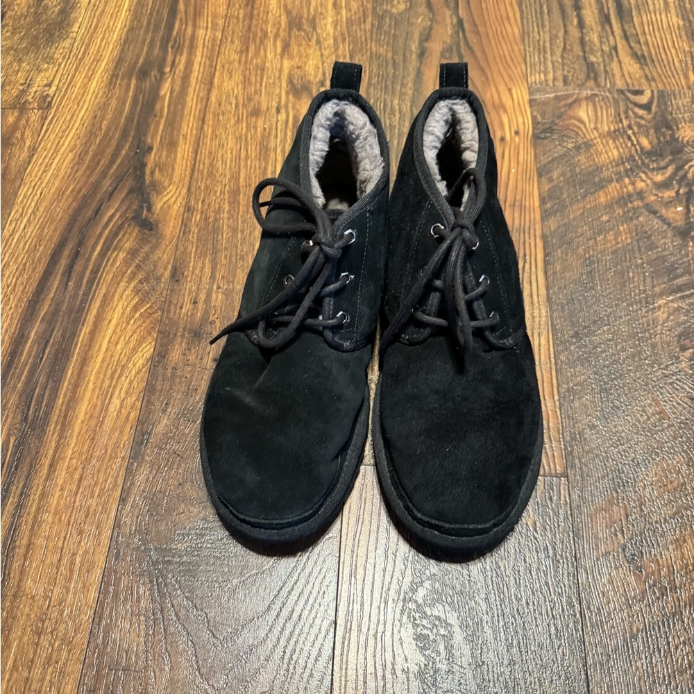 Black Suede Men's Ugg Boots Like New